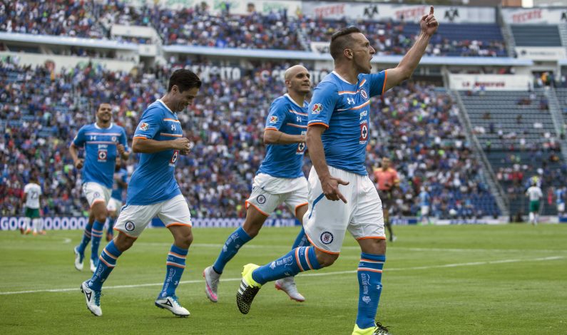 Cruz Azul busca su primera victoria en el Clausura mexicano