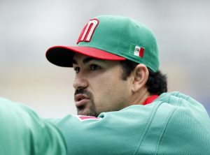 México, que debuta contra la República Checa, tendrá en el "Titán" González a su máxima figura del béisbol actual en acción.