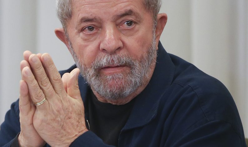 Brasil: Policía señala a Lula en caso de corrupción