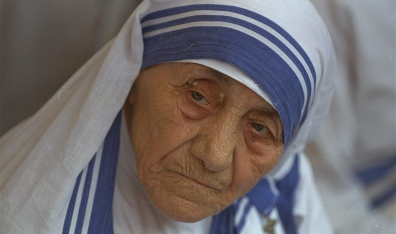 Madre Teresa de Calcuta será declarada santa el cuatro de septiembre