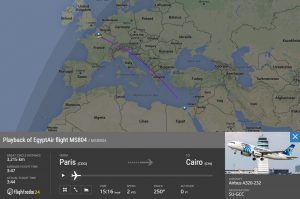 60518383. El Cairo, 19 May. 2016 (Notimex- FlightRadar24).- Imágenes del sitio FlightRadar24 muestran la desaparición de un avión de la aerolínea EgyptAir cuando volaba de Francia a Egipto con 69 personas a bordo. NOTIMEX/FOTO/FLIGHTRADAR24/COR/HUM/