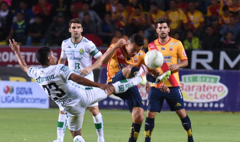 León baja entusiasmo a Monarcas y empatan 1-1