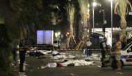 Camión atropella y mata a decenas de personas en Francia