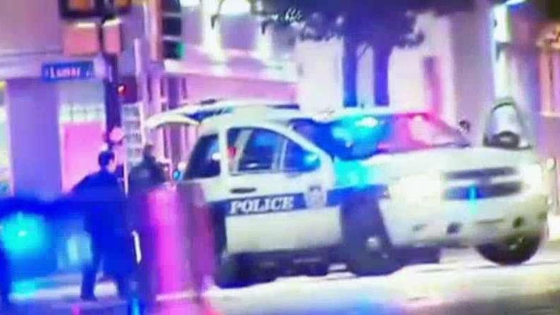 Mueren tres policías en protesta contra violencia racial en Dallas