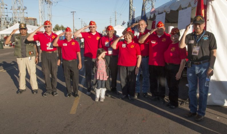 Phoenix rinde homenaje a sus veteranos